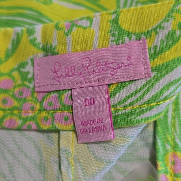 Lilly Pulitzer Liza Crazy Cat Yellow Green Shorts - Size 00 - Picture 4 of 12